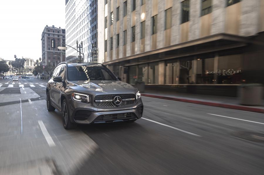  Mercedes-Benz GLB250 AMG Line (X247) 2019 года  (NA) (фото 2 из 40)